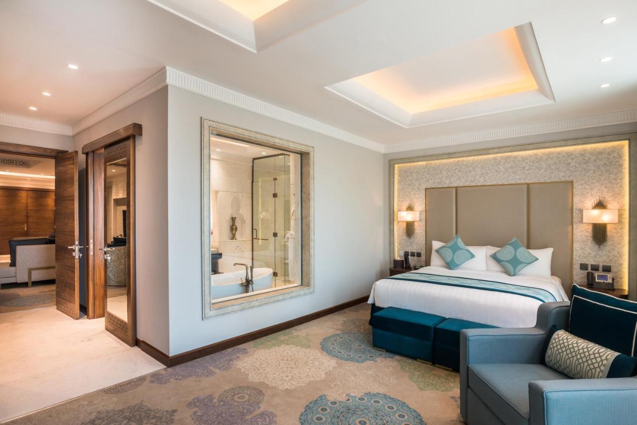 Al Mashreq Boutique Hotel - Small Luxury Hotels Of The World Rijád Kültér fotó